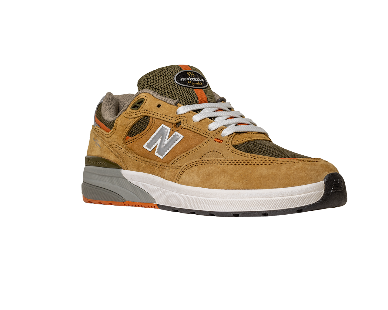 The 933 MNO Andrew Reynolds Brown Grey New Balance Numeric Skateboarding Shoes feature a suede design, ideal for skateboarding.