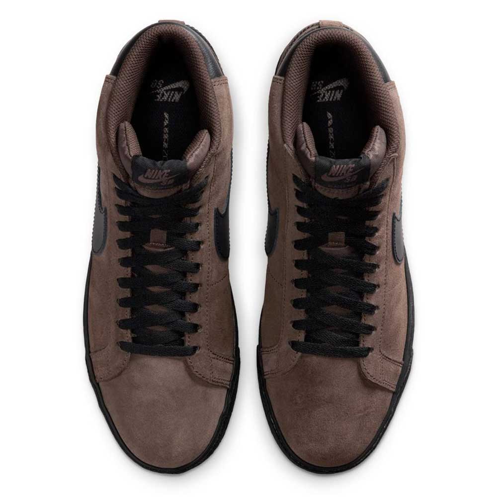 Top view of FD0731-201 Baroque Brown Black Blazer Mid Nike SB Suede Skateboarding Shoes with black laces, black swooshes, and responsive cushioning, placed side by side on a white background.