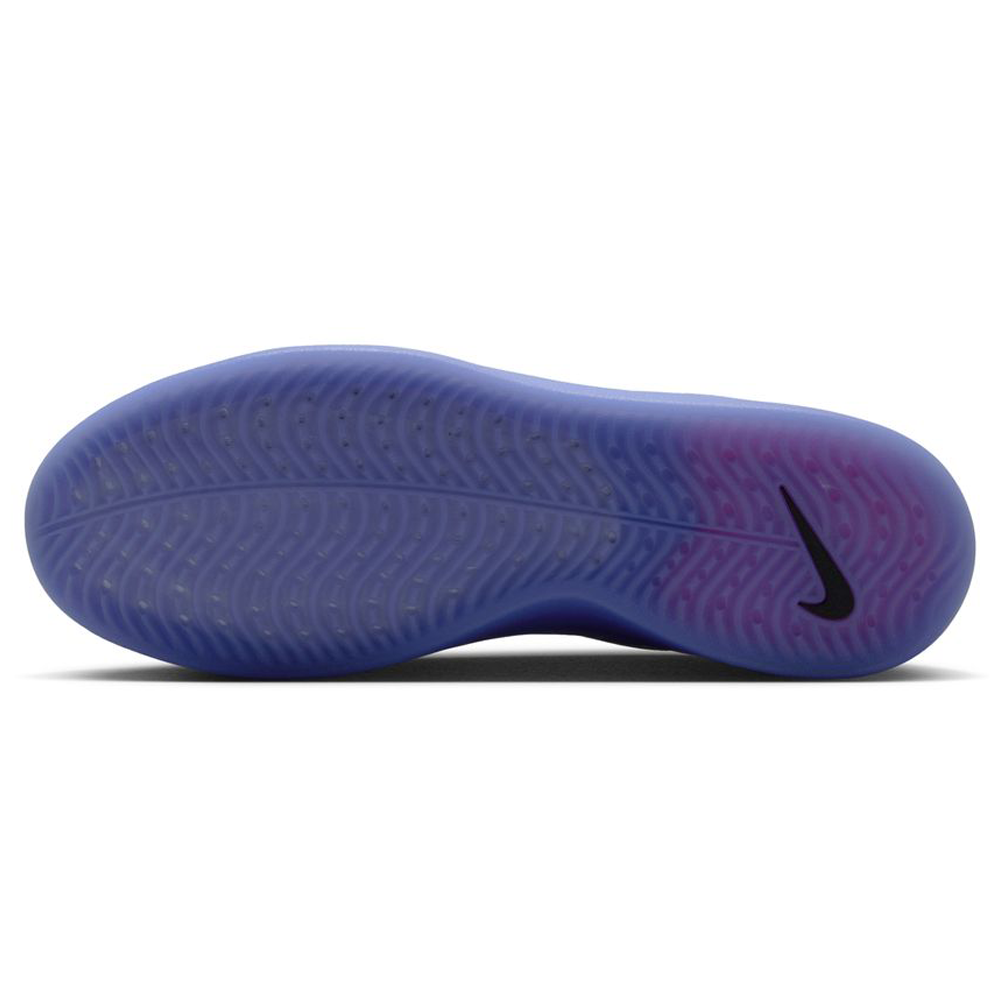 The image shows the translucent purple HART outsole of the FQ1273500 Light Thistle Black Zoom Nyjah 4 Nike SB Skateboarding Shoes, featuring a textured wave pattern and a black Nike Swoosh near the heel.
