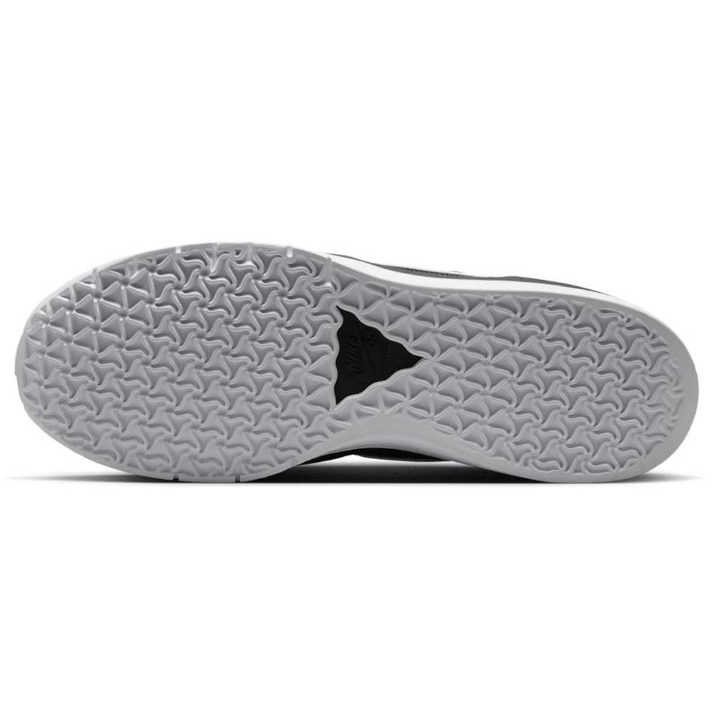 The image shows the outsole of the FV8493003 Black White PS8 Nike SB Leather Knit Shoes, featuring the HART outsole with a light gray, textured tread of interlocking geometric shapes and a small midfoot cutout.