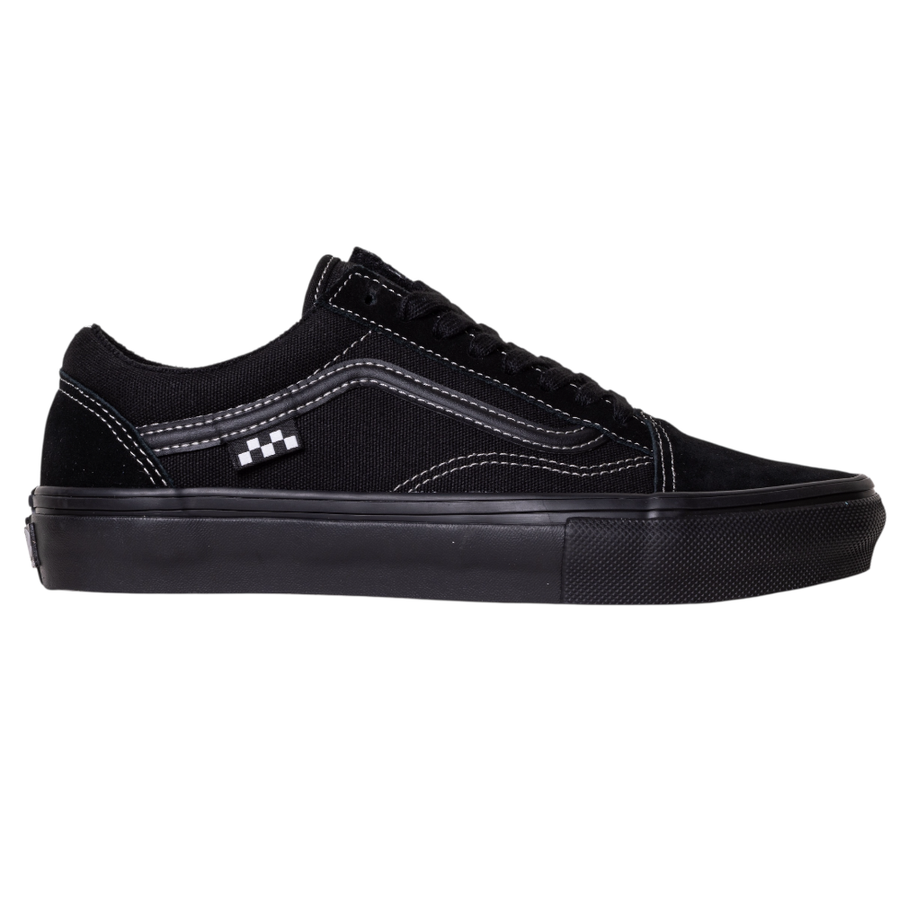 The VN000EJ3174 Black Black Grey Skate Old Skool Vans Suede Skateboarding Shoe features a black low-top design, black sole, white stitching, and checkerboard tag—ideal for classic skate fans. Shown in side profile on a white background.