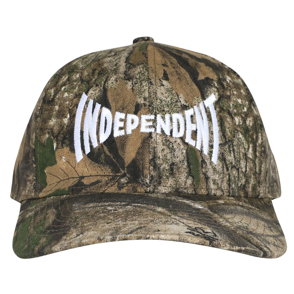 Introducing the Real Tree APX Hat Span Logo Structured Snapback by Independent—a unisex camouflage baseball cap featuring the INDEPENDENT span logo embroidered in white on the front. The classic structured snapback closure ensures an adjustable, comfortable fit for all.