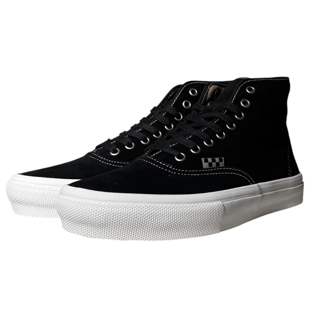 The VN000CBQS471 Authentic High Black Vans Skate Suede Rubber Shoes feature white rubber soles, white stitching, metal eyelets, and a black-and-white checkerboard accent, delivering durable style and performance for skating.