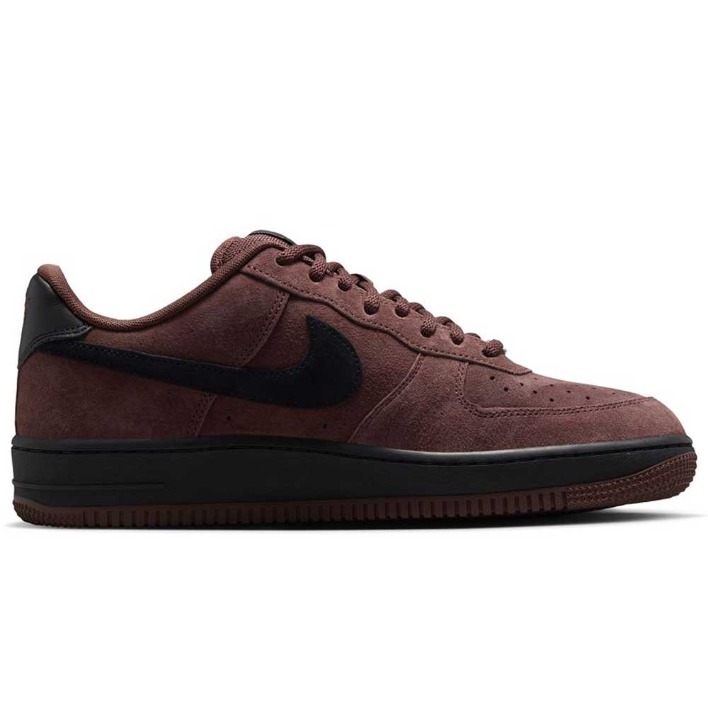 The Air Force 1 Black Light Chocolate HM8517201 Nike SB Suede Skateboarding Shoe, shown in side profile on a white background, features a maroon suede upper accented by a black Swoosh logo, black heel tab, and black sole, with classic Nike Air cushioning for comfort.