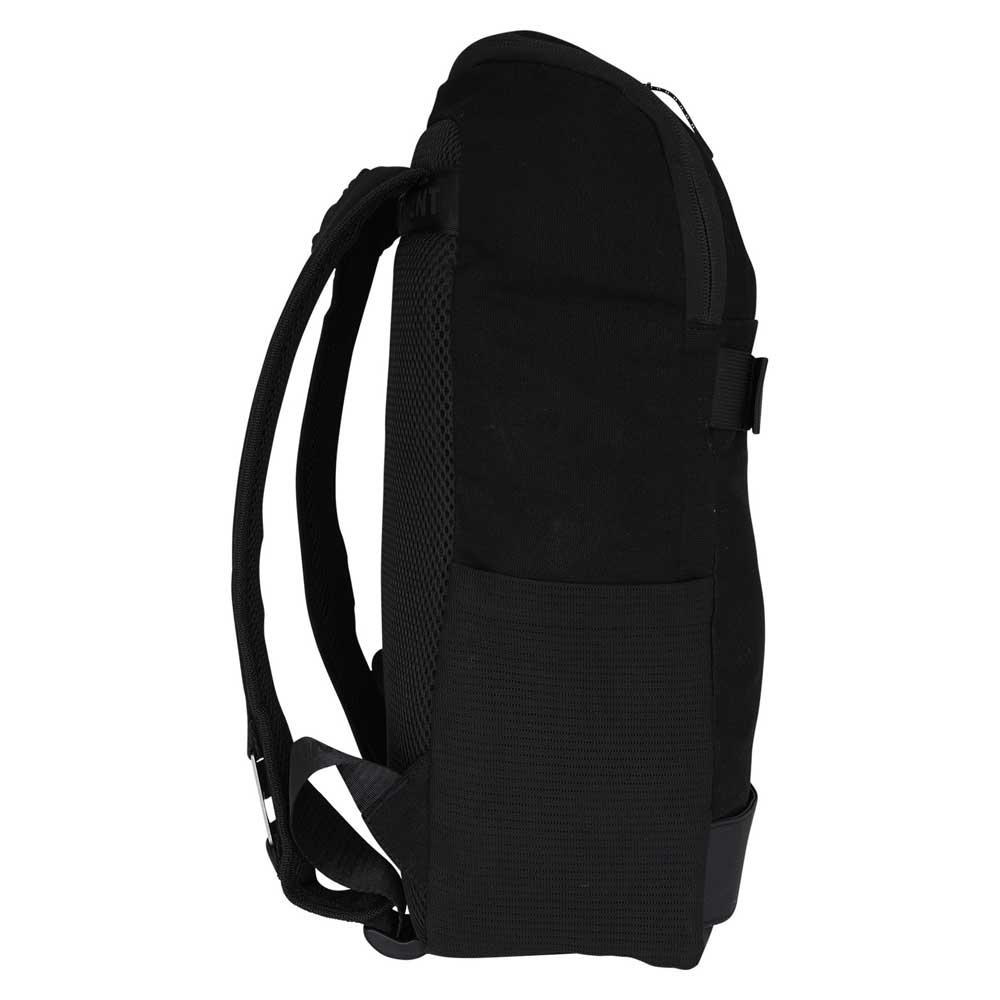 The BTG Backpack Black OS Unisex Independent is shown from the side, featuring adjustable shoulder straps, a side pocket, and a streamlined design—ideal as your everyday skateboard backpack.