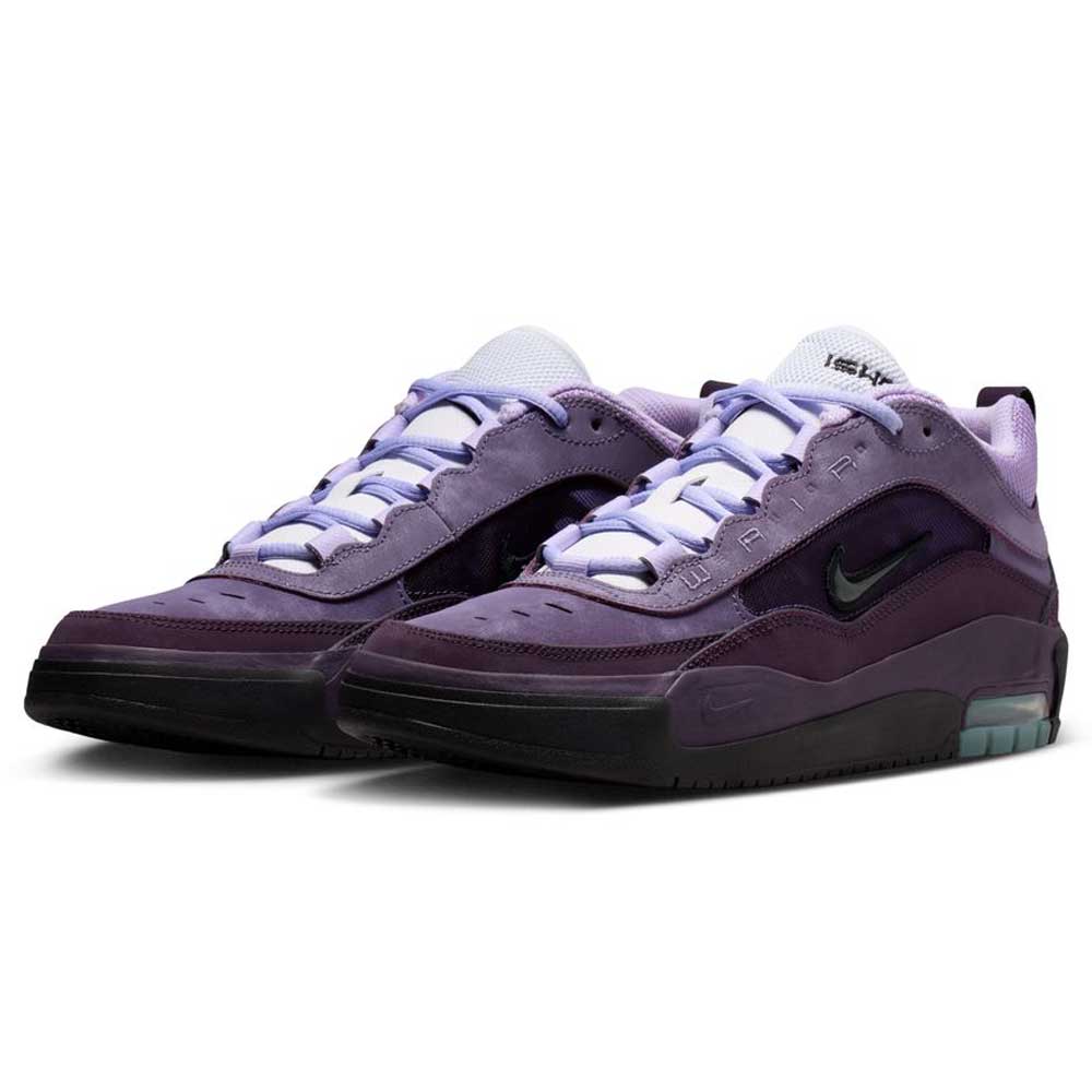 The Black Noble Purple IR1887500 Air MAX Ishod Nike SB Skateboarding Shoes feature various shades of purple, black soles, white mesh tongues, black Swooshes, a sporty design, and visible Max Air cushioning at the heel.