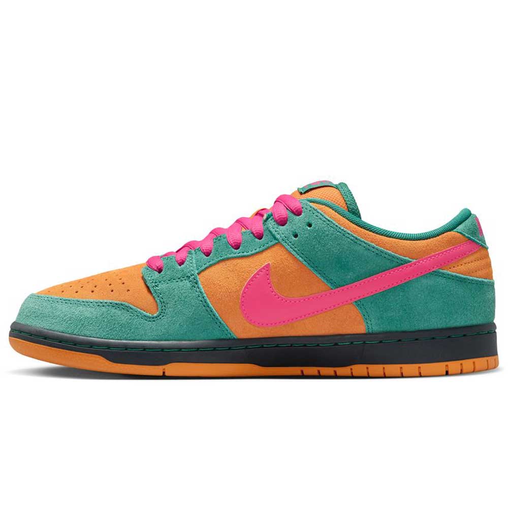 The Green Noise Watermelon Light Curry Dunk Low Pro HQ1625301 Nike SB Skateboarding Shoes feature green suede, orange leather panels, a pink swoosh and laces, plus an orange sole with a black stripe—an eye-catching premium sneaker shown from the side.
