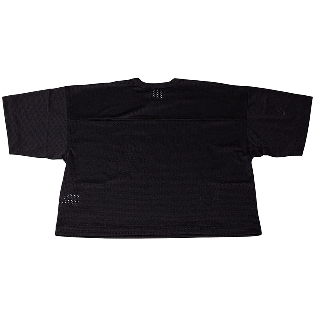 The Perforated Cropped Black Jersey IF1349010 T-Shirt Nike SB Skateboarding Tee is a plain black short-sleeve tee with a polyester body and mesh fabric for breathability. Imported; machine washable for easy care.