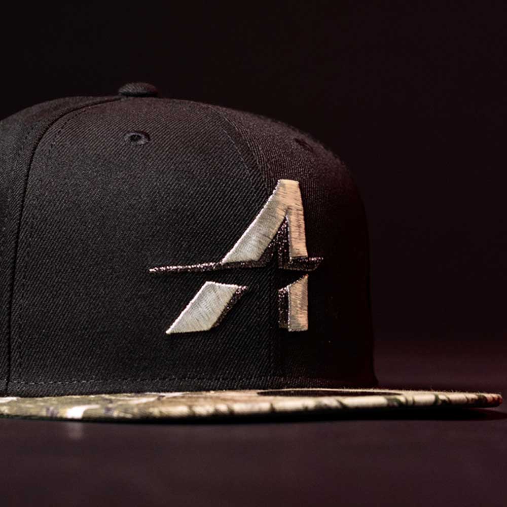 The Pre-Order Red Dot Red City Connect Houston Astros New Era 5950 Fitted Hat features a bold design. Reserve yours now online with convenient in-store pick-up options.