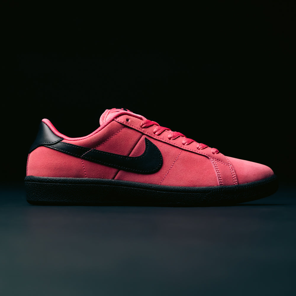 Zoom Tennis Classic IO8394600 Hyper Pink Black Nike SB Leather