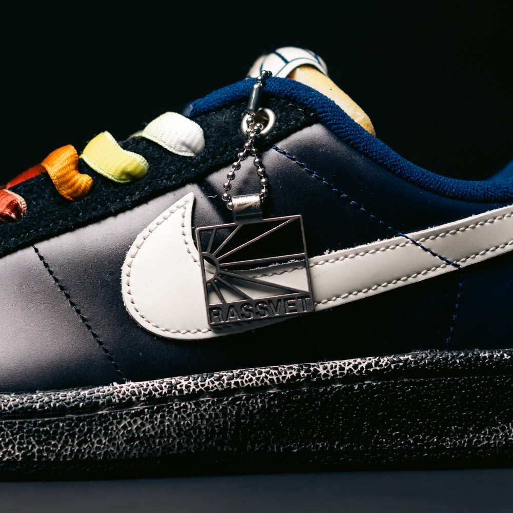 Zoom Tennis Classic x Rassvet IO9846400 Blue Void Sail Nike SB