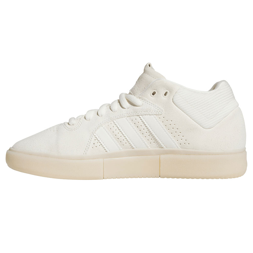 Introducing the White White KJ0192 Tyshawn Adidas Skateboarding Leather Shoes: showcased from a side view against a plain white background, this athletic sneaker boasts a premium white leather upper with signature three stripes and a textured sole. Drawing inspiration from the iconic Tyshawn shoes line, these sneakers are perfect for skateboarding enthusiasts.